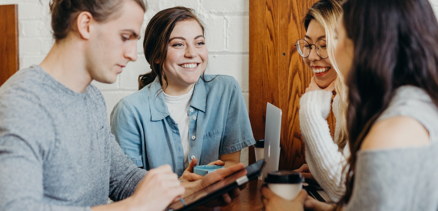 Интерфейс RetroPoint — публичный раздел сайта